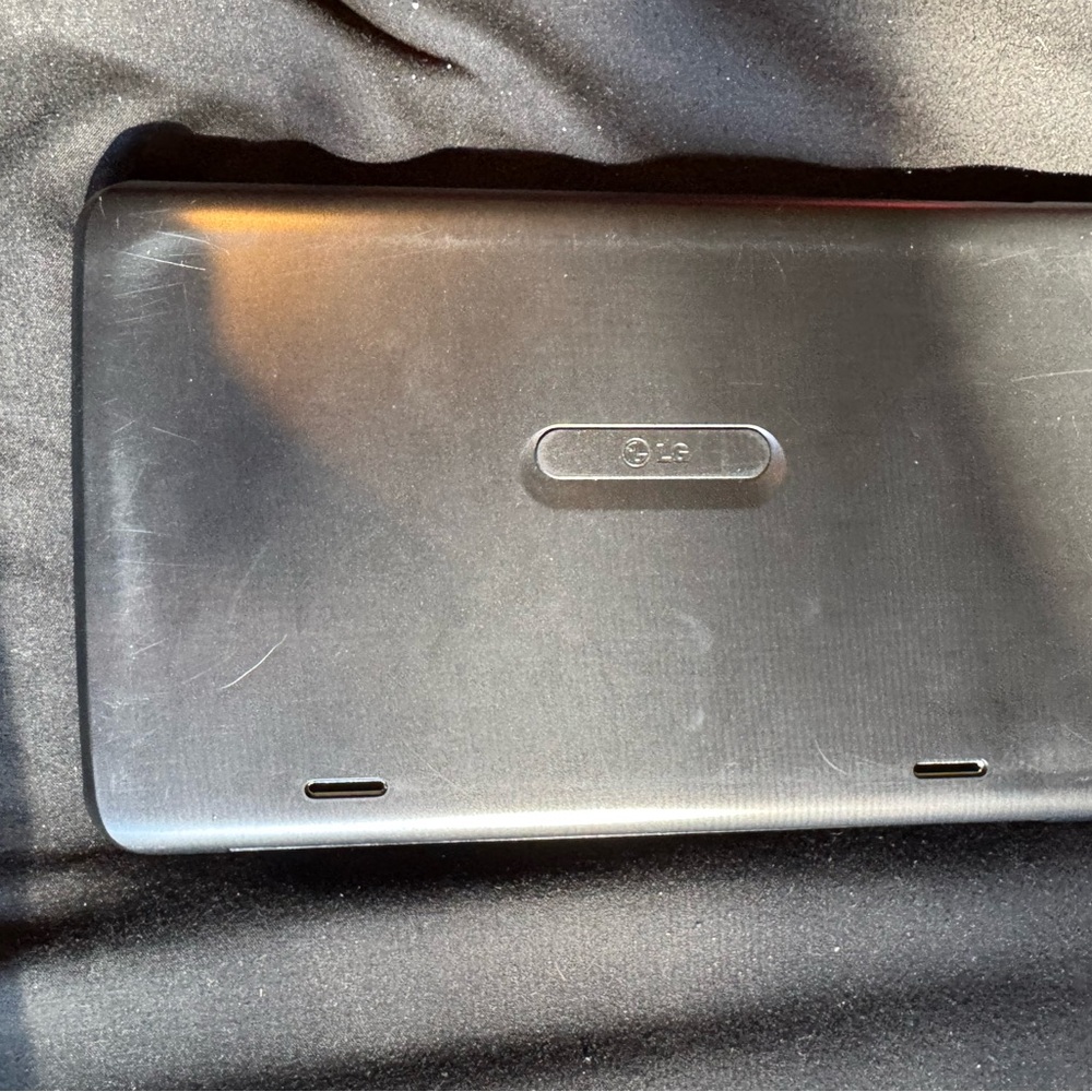 LG G Pad 8.3 Tablet Verizon Wireless – 16GB, Black, Works Good